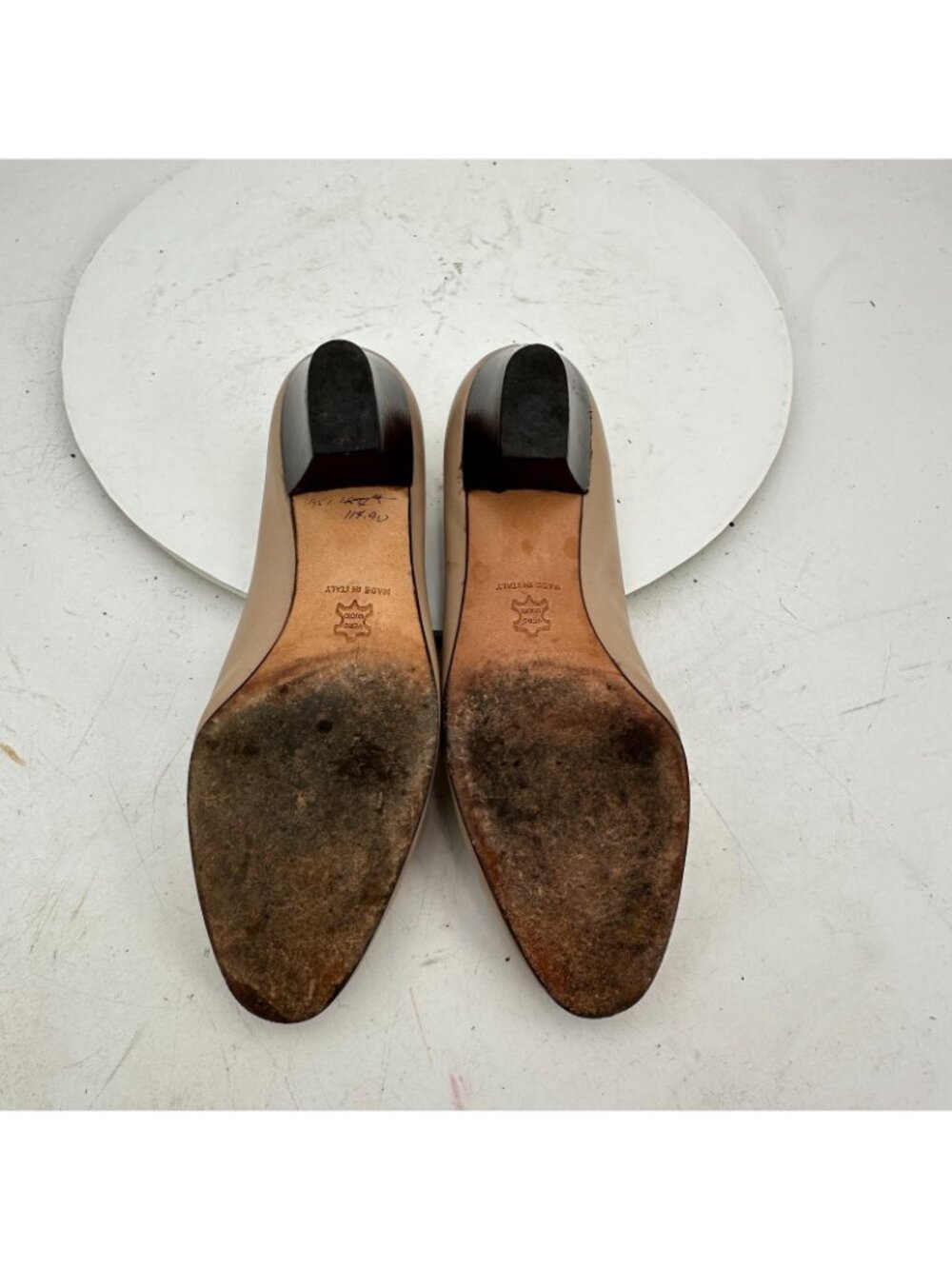 Salvatore Ferragamo Women Size 4.5C Taupe Gold-Ornament Pumps - Picture 8 of 11
